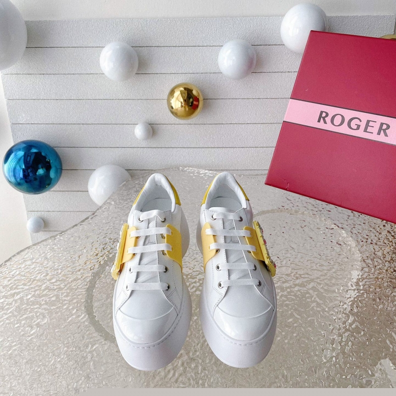 Roger Vivier Casual Shoes
